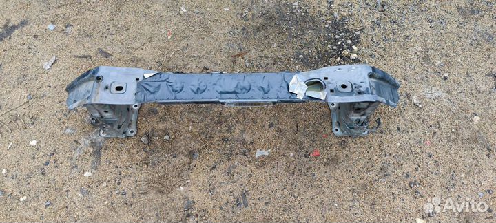 Усилитель бампера ford focus 3