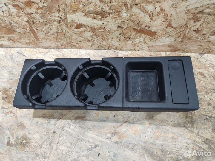 Подстаканник BMW E46