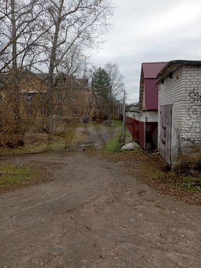 Гараж, > 30 м²