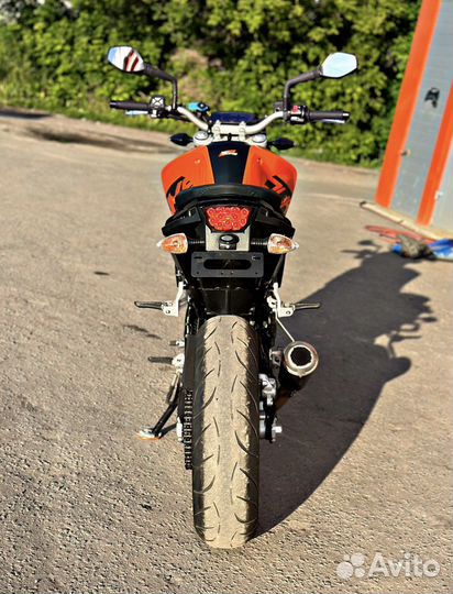 KTM Duke 690
