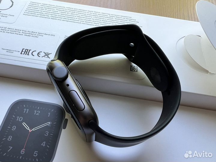 Apple Watch SE 44mm Space Gray Ростест