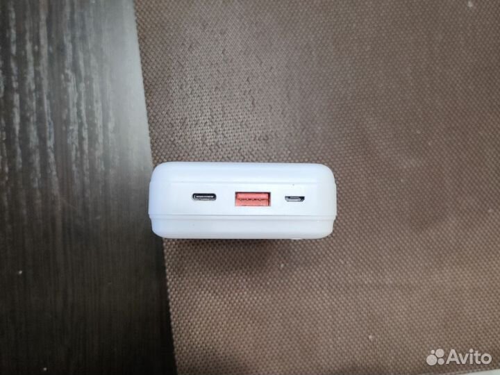 Внешний аккумулятор Carmega 20000mAh