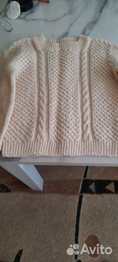 Джемпер,свитер детский на 3-4 года новый