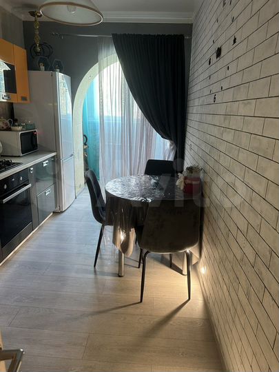 2-к. квартира, 60 м², 2/3 эт.
