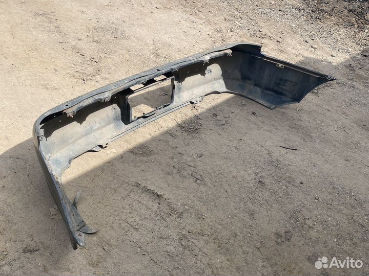 Toyota Sprinter Trueno бампер задний