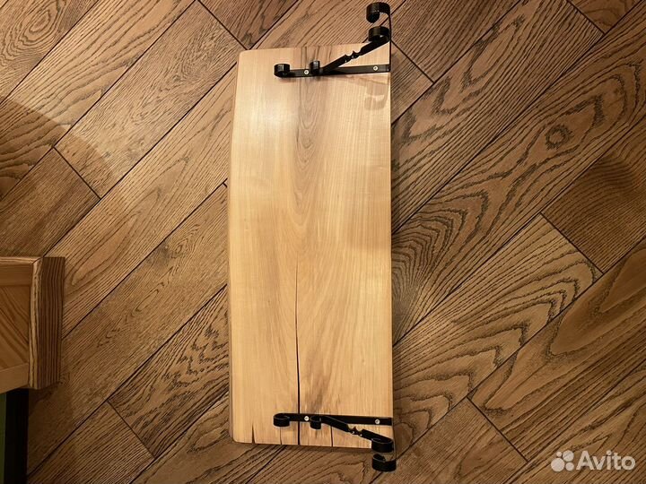 Консоль в стиле лофт