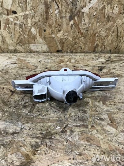 Фонарь противотуманный Toyota C-Hr