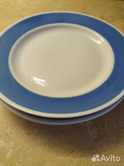 Тарелки, салатники разные