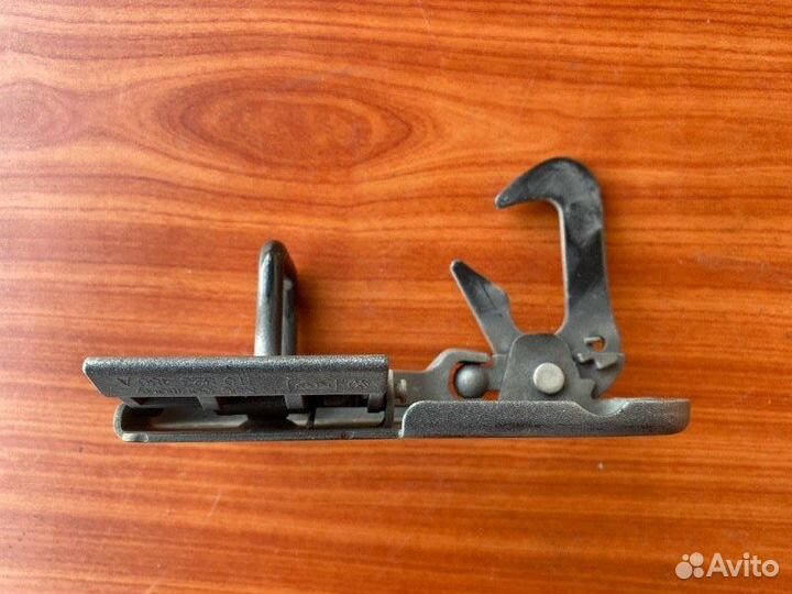 Замок капота Vw Touran minivan BSE 2006