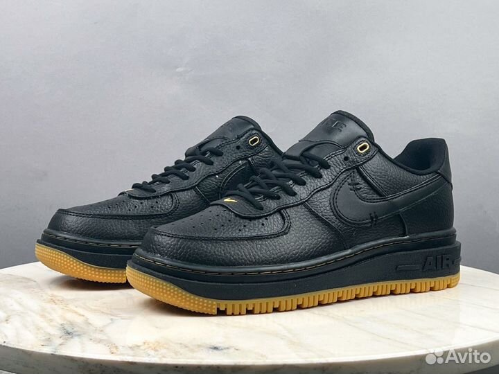 Кроссовки Nike Air Force 1 Luxe Black