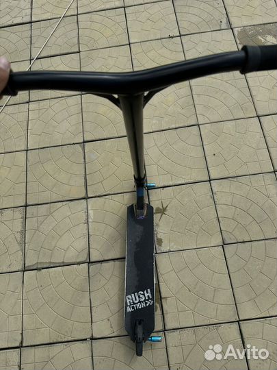 Трюковой самокат парк Rush action