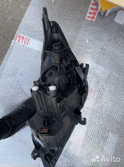 Фара правая на opel insignia новая оригинал