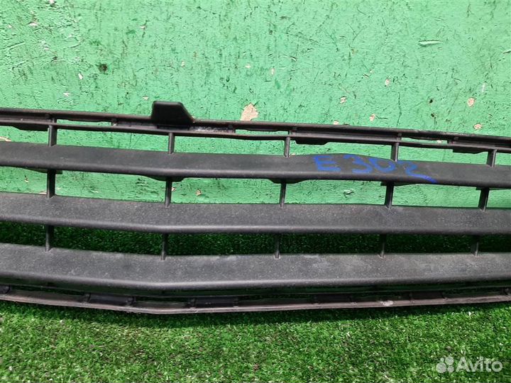 Решетка бампера Mercedes Benz C-Class W204 2008