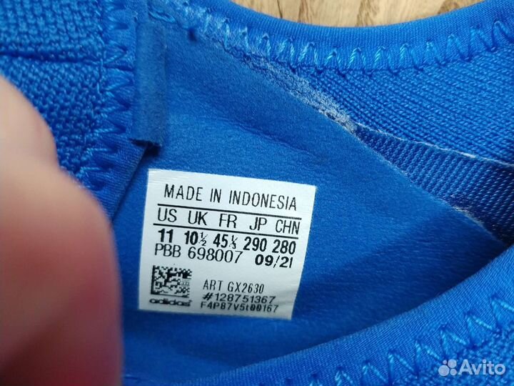 Бутсы сороконожки Adidas Predator Edge 3. Р-р 44