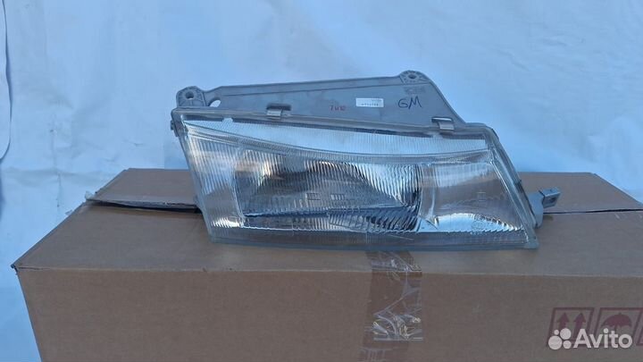 Правая фара Daewoo Nexia 1994-2008