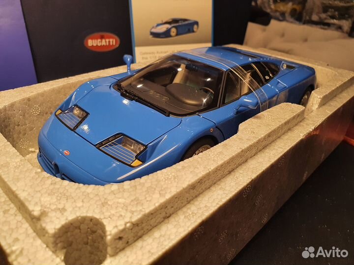 1:18 Autoart Bugatti EB110 GT Blue