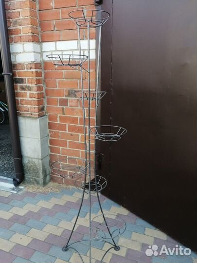 Стойка для цветов напольная