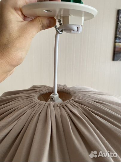 Люстра потолочная с абажуром