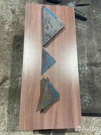 Косынки 120х120х3