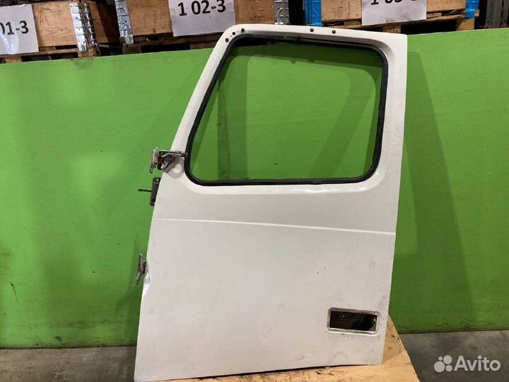 Дверь volvo FH13