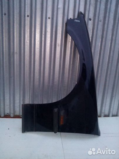 Крыло переднее левое бмв е36