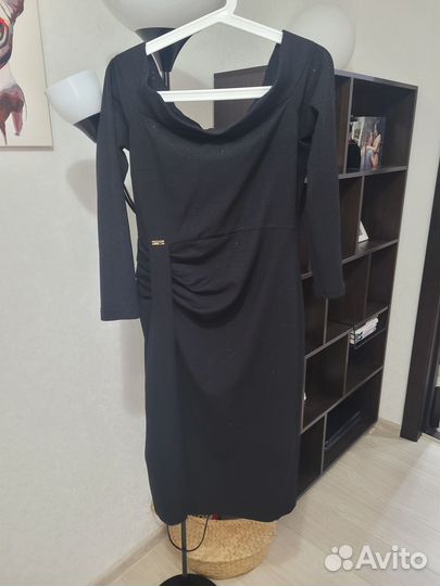 Платье одевалось пару раз