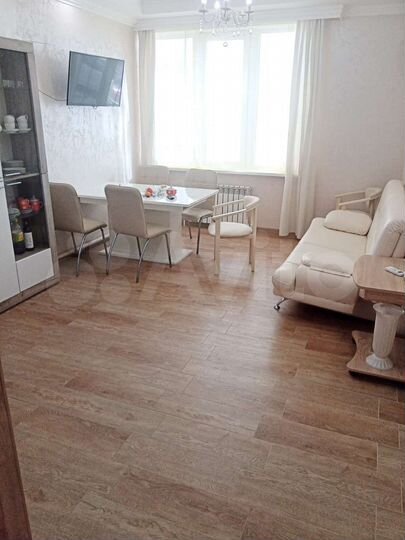 3-к. квартира, 73,7 м², 1/6 эт.