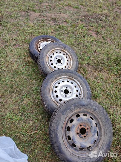 Pirelli Ice Zero 195/65 R15