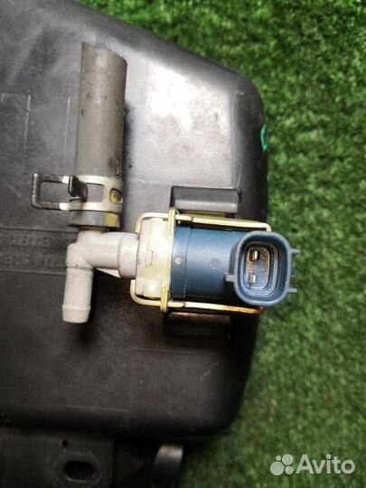 Корпус воздушного фильтра Toyota Bb NCP30 2nzfe