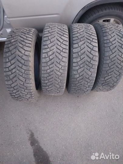 Toyo Observe Ice-Freezer SUV 225/65 R17