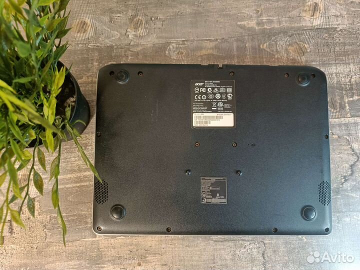 Ноутбук Asus e3-111
