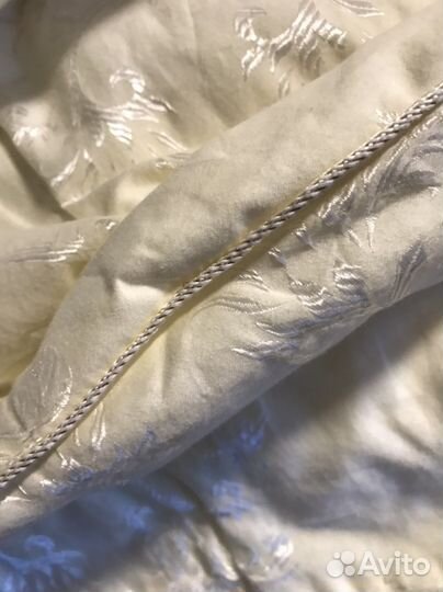 Шелковое натур.детское одеяло и подушка, Италия