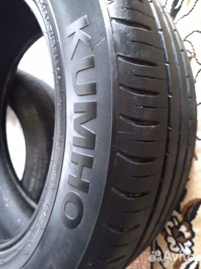 Kumho 722 235/55 R17