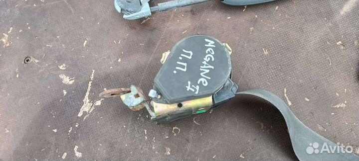 Ремень безопасности передний правый Рено Меган 2