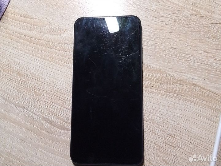 Телефон Huawei p smart 2019