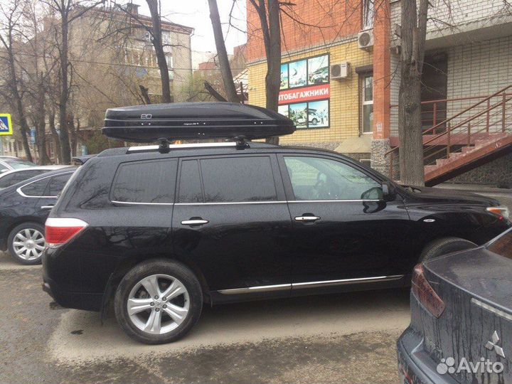Автобокс багажник на крышу Toyota Highlander