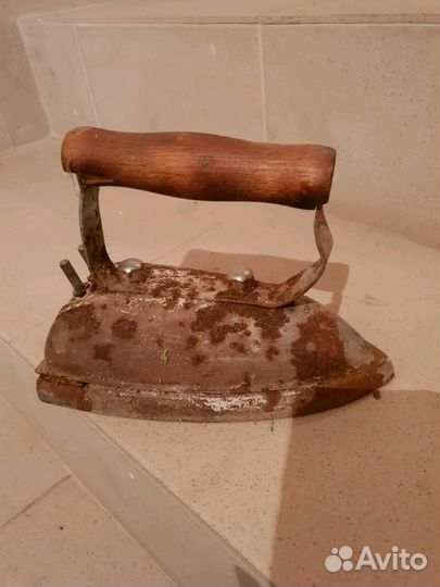 Старый утюг