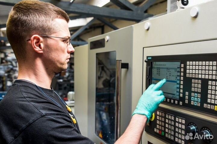 Наладчик Чпу на вахту