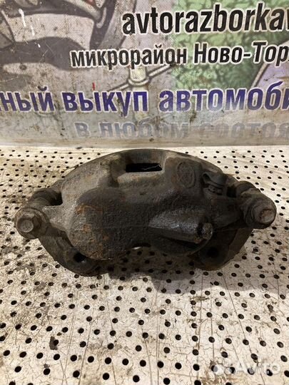 Суппорт тормозной передний правый Ford Transit