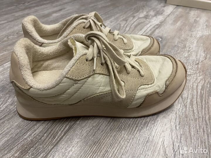 Кроссовки zara