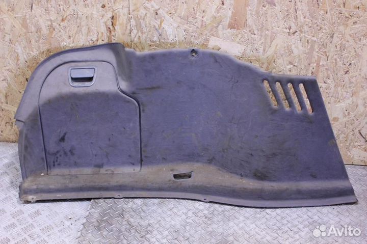 Обшивка багажника левая Bmw 7 e66 2001-2008