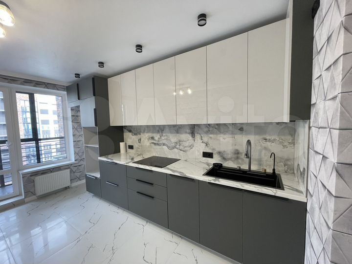 2-к. квартира, 60,3 м², 13/17 эт.