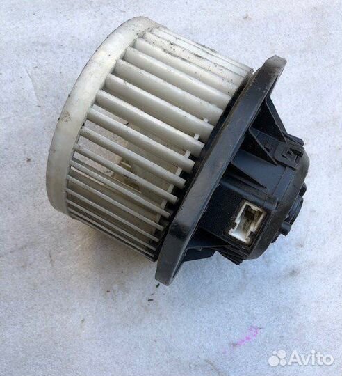 Моторчик отопителя тагаз Вега I (2009-2011)