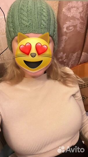 Шапка женская вязаная ручная работа