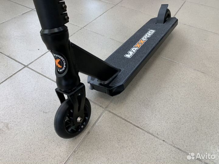 Трюковой самокат