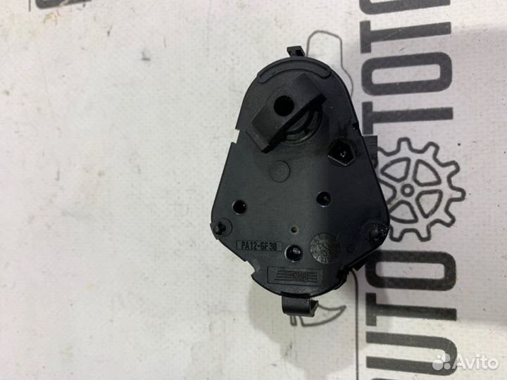 Моторчик заслонки отопителя Bmw 745 E65 N62B44