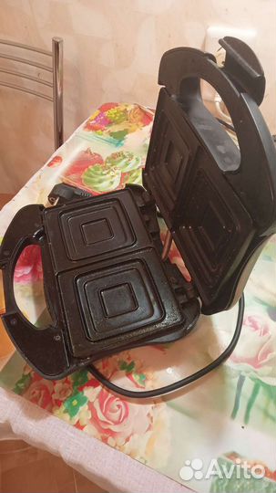 Вафельница