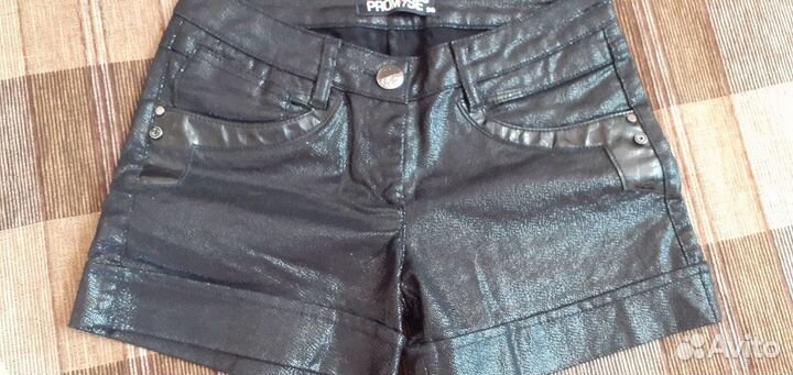 Шорты женские