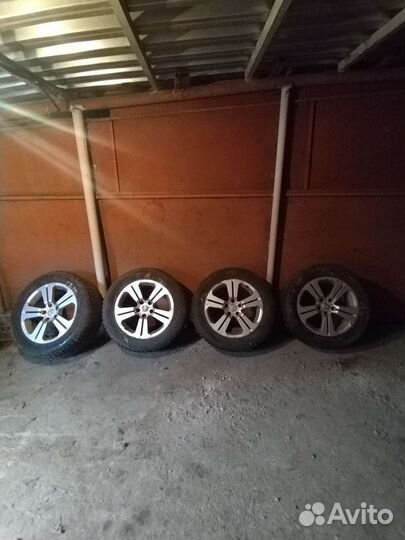 Колеса в сборе r18 зимние