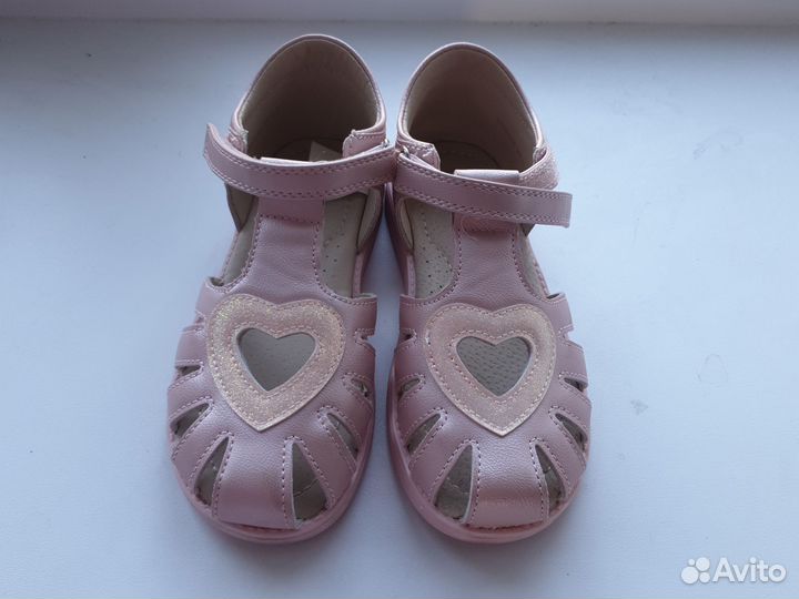 Сандалии для девочки